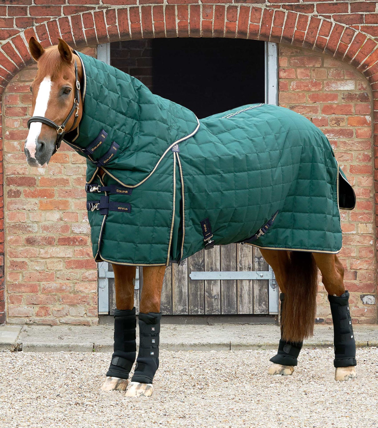 Premier Equine Lucanta 200g Stable Rug with Neck Cover